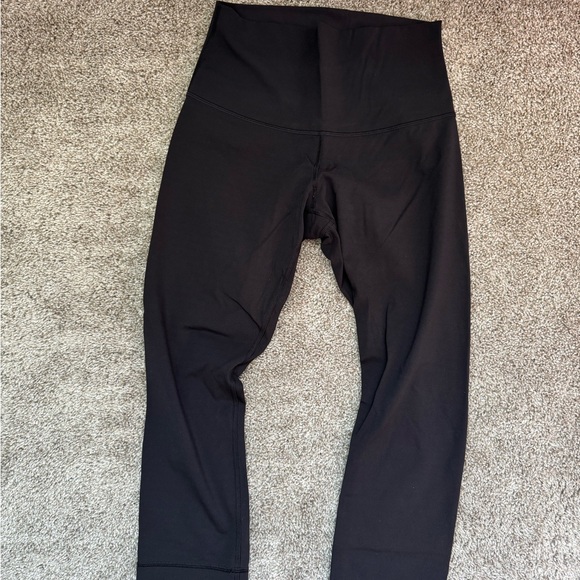 Lululemon Align Crop 21” Black Leggings Size 6 - Picture 3 of 6